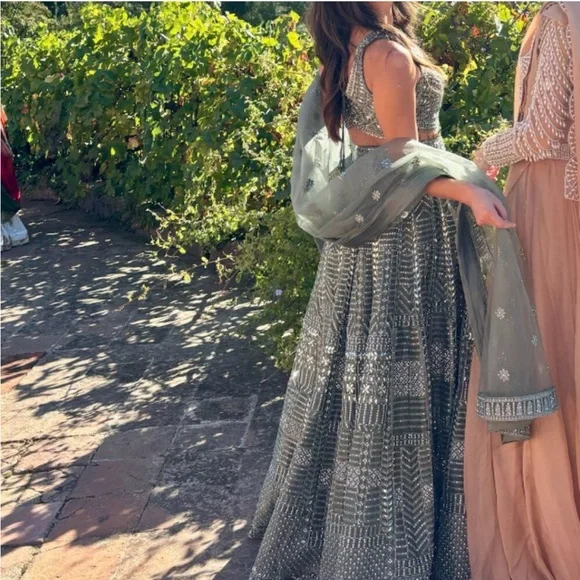 ON HOLD Green and Silver Heavy Lehenga - Picture 4 of 5